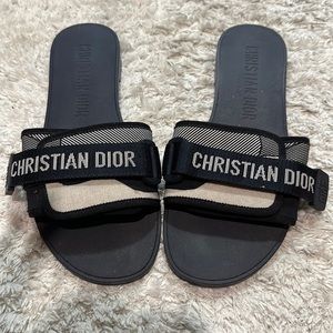 Dior Evolution Slides size 39 like new — navy blue